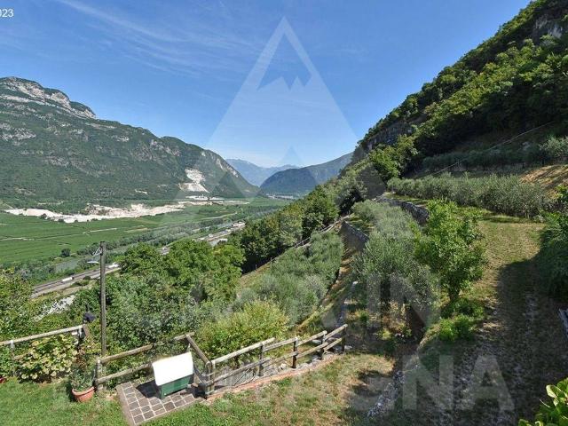 Prestigiosa villa di 210 mq in vendita, Via Fornace, Ala, Trentino Alto Adige