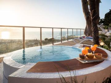 Prestigiosa villa di 225 mq in affitto Viale Belvedere, Balestrate, Sicilia