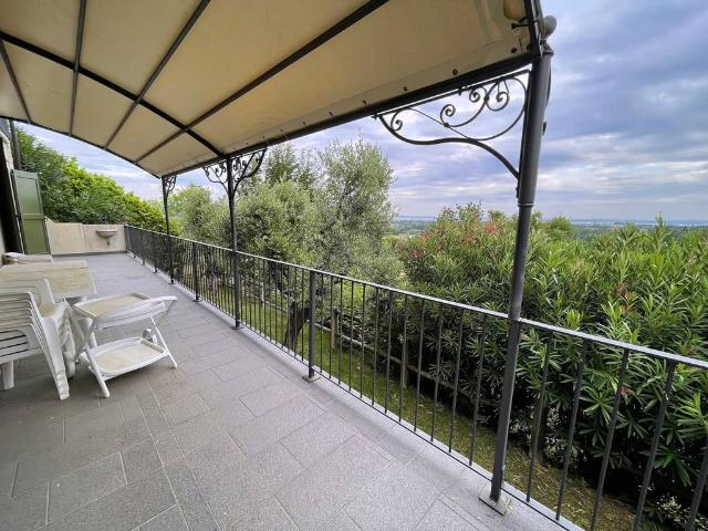 Prestigiosa villa di 221 mq in vendita, Via Novaglio, Polpenazze del Garda, Brescia, Lombardia
