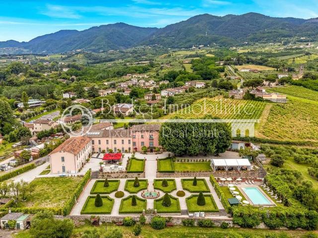 Prestigiosa villa di 2500 mq in vendita Via delle Selvette, 127, Capannori, Lucca, Toscana