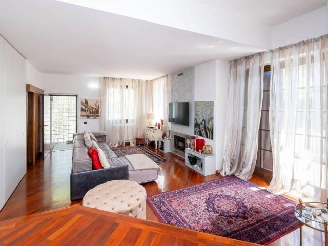 Prestigiosa villa di 250 mq in vendita Via Alfredo Catalani, 37, Settimo Milanese, Milano, Lombardia