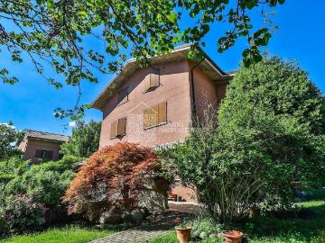 Prestigiosa villa di 260 mq in vendita Via Antonio Poma, San Lazzaro di Savena, Bologna, Emilia Romagna