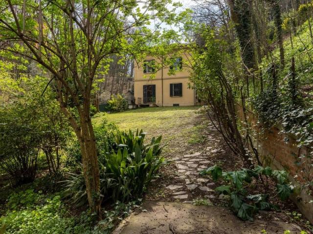 Prestigiosa villa di 261 mq in vendita Via degli Scalini, Bologna, Emilia Romagna