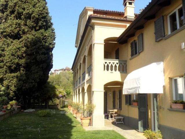 Prestigiosa villa di 270 mq in vendita Strada Castelvecchio, 25, Moncalieri, Provincia di Torino, Piemonte