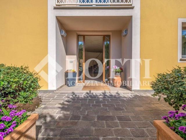 Prestigiosa villa di 280 mq in vendita, Via dei Girasoli,, 50, Calcinaia, Pisa, Toscana