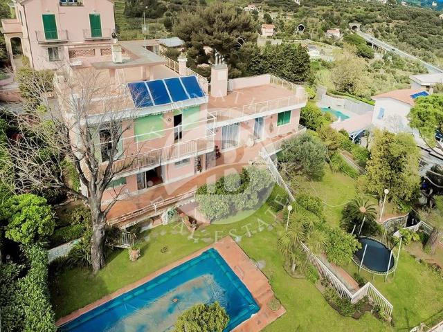 Villa di 292 mq in vendita Celle Ligure, Liguria