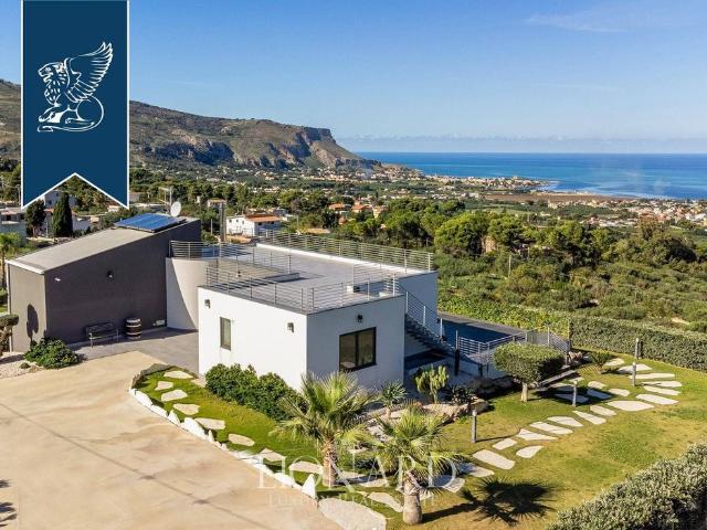 Prestigiosa villa di 300 mq in vendita Valderice, Sicilia