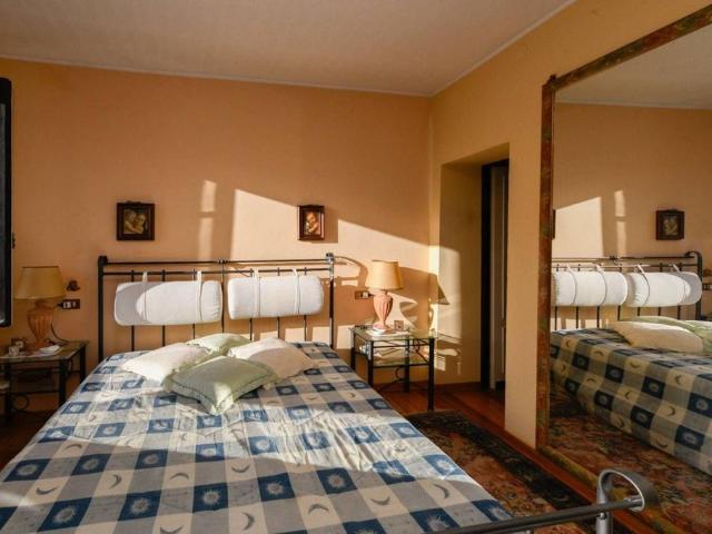 Prestigiosa villa in vendita Via Arturo Hruska, Gardone Riviera, Lombardia
