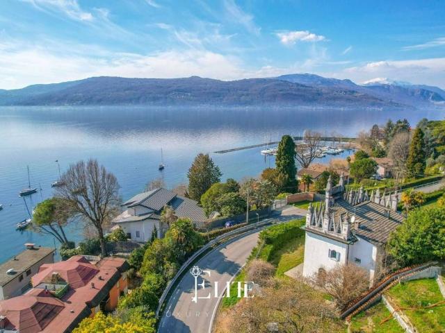 Prestigiosa villa di 300 mq in vendita, Via dei Sasselli, 2, Leggiuno, Lombardia
