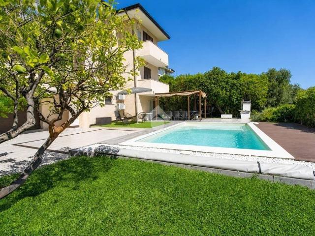 Prestigiosa villa di 314 mq in vendita Via Celestino, 12, Tortoreto, Teramo, Abruzzo