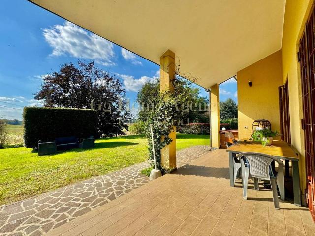 Prestigiosa villa di 319 mq in vendita, Cascina Melli, 5, Casatenovo, Lombardia
