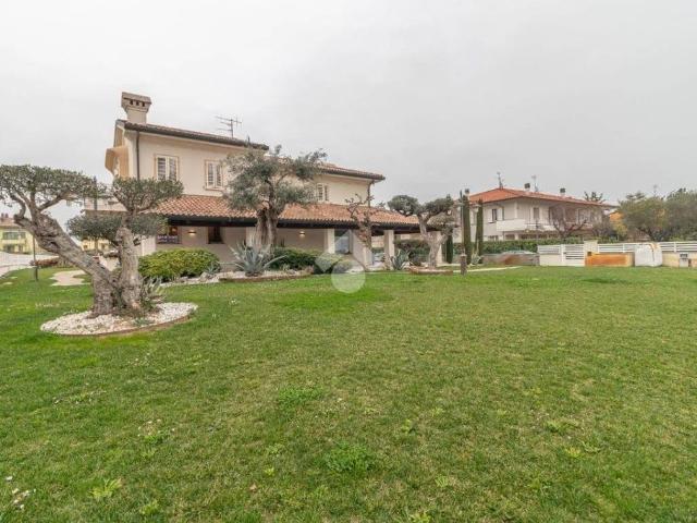 Prestigiosa villa di 330 mq in vendita Via Vetreto, 16, Cesenatico, Emilia Romagna