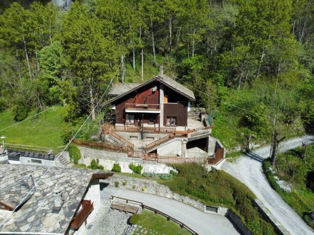Prestigiosa villa di 330 mq in vendita Strada La Palud, Courmayeur, Aosta, Valle d’Aosta