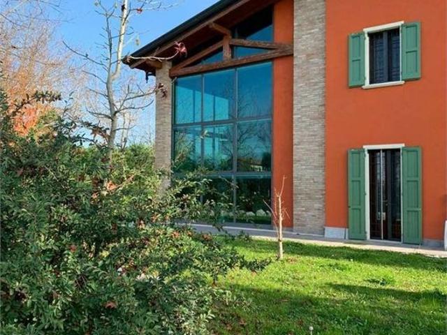 Prestigiosa villa di 350 mq in vendita, Via dei livelli, 16, Rubiera, Reggio Emilia, Emilia Romagna