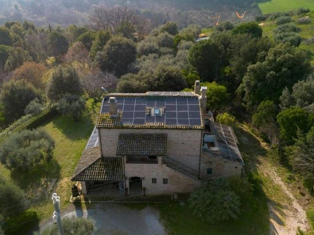 Prestigiosa villa di 350 mq in vendita Contrada Valle, Fermo, Marche