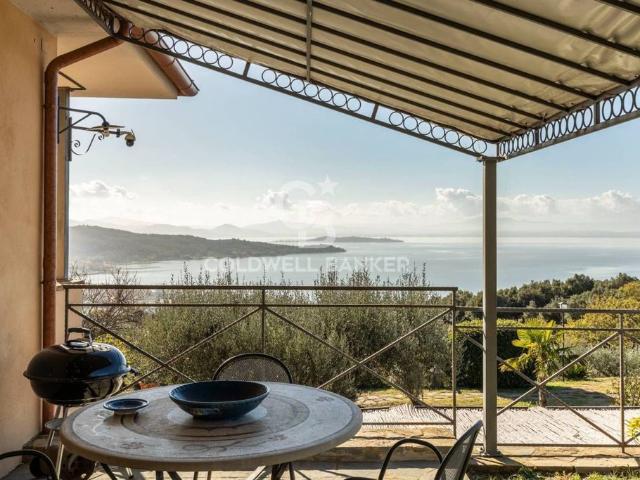 Prestigiosa villa di 350 mq in vendita Passignano sul Trasimeno, Italia