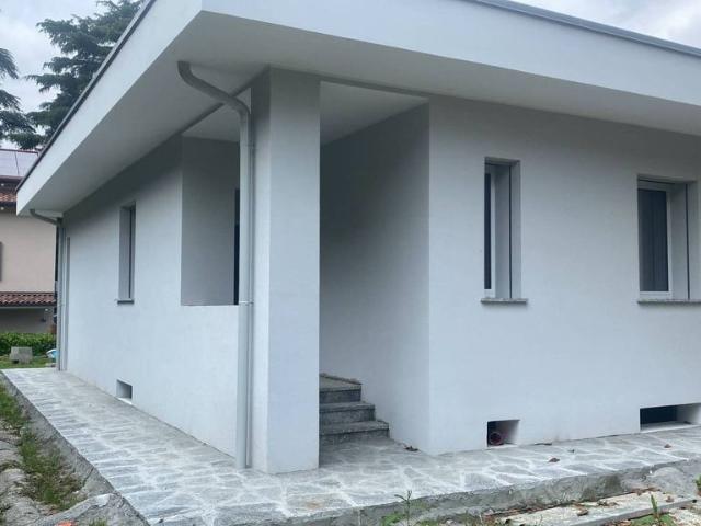 Prestigiosa villa di 358 mq in vendita Via San Rocco, Garlate, Lecco, Lombardia