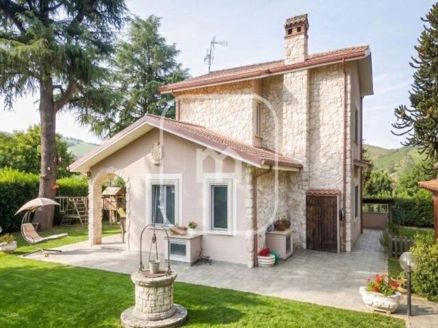 Prestigiosa villa di 360 mq in vendita Via Rocca Priora, Rocca Priora, Lazio