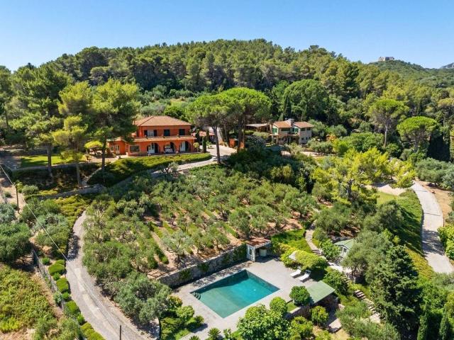 Prestigiosa villa di 542 mq in vendita, Via della Marina, 4, Monte Argentario, Toscana
