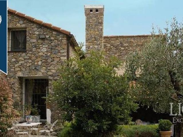 Prestigiosa villa in vendita Cisano sul Neva, Italia