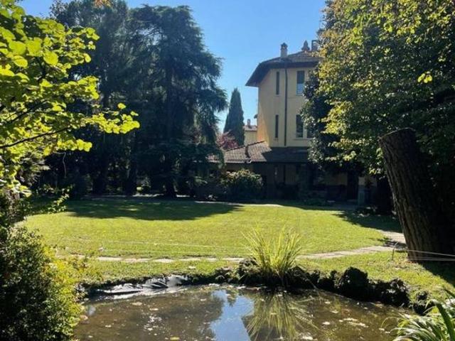 Prestigiosa villa in vendita Flero, Lombardia