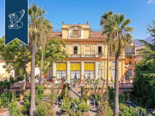 Prestigiosa villa in vendita Portici, Italia