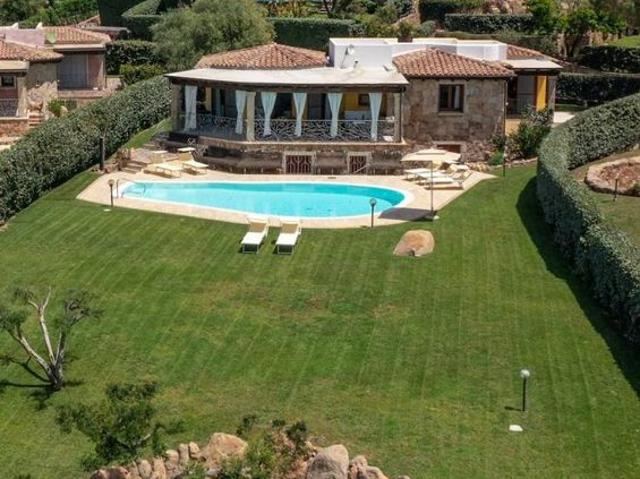 Prestigiosa villa in vendita Strada 82, San Teodoro, Sassari, Sardegna