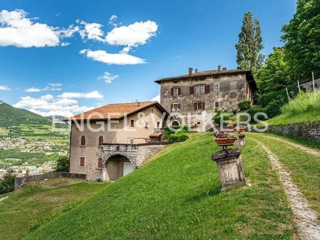 Prestigiosa villa in vendita Strada del Monte Bondone, 11, Trento, Trentino Alto Adige