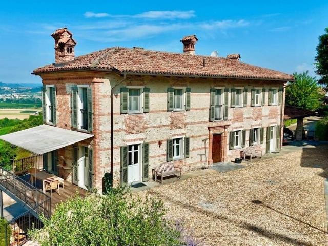 Prestigiosa villa in vendita Strada Giro della Valle, Barbaresco, Piemonte