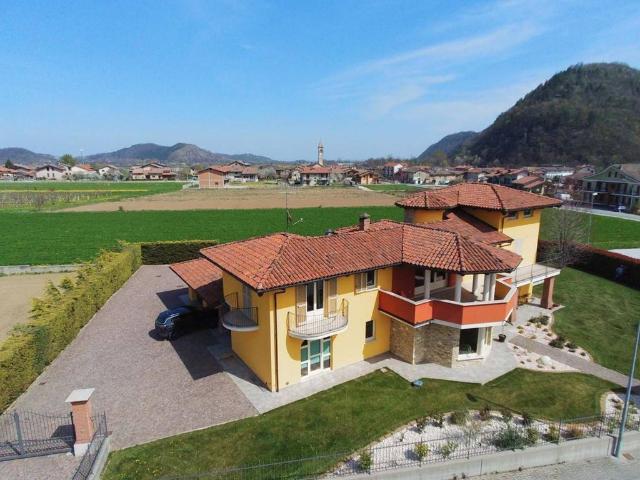 Prestigiosa villa in vendita Valgrana, Piemonte