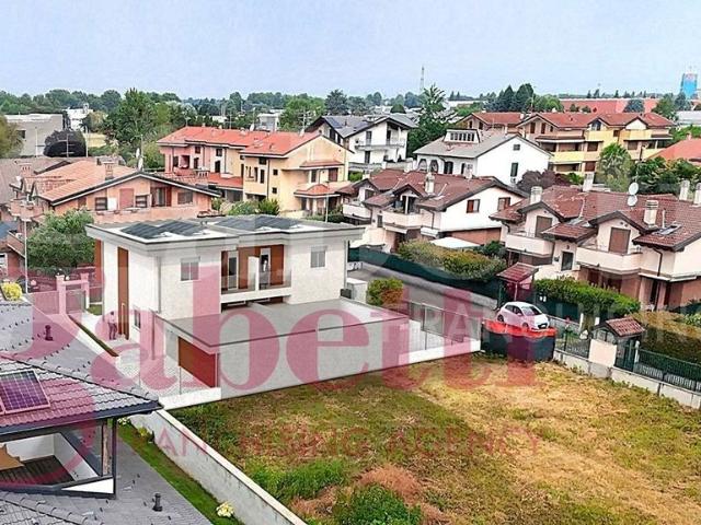 Prestigiosa villa in vendita Vicolo Torri Gemelle, 44, Caronno Pertusella, Varese, Lombardia