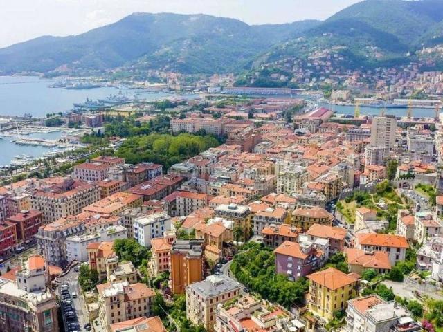 Prestigiosa villa in vendita Via 27 Marzo, La Spezia, Liguria