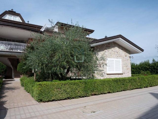 Prestigiosa villa in vendita Via Belvedere, 4, San Potito Ultra, Campania