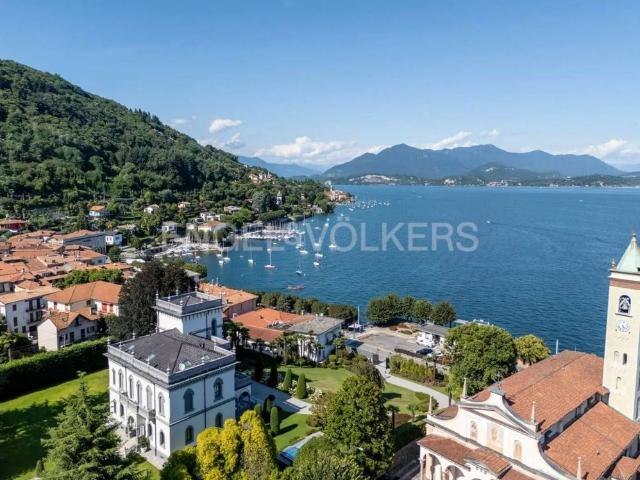 Prestigiosa villa in vendita Via Carcano, 13, Lesa, Novara, Piemonte