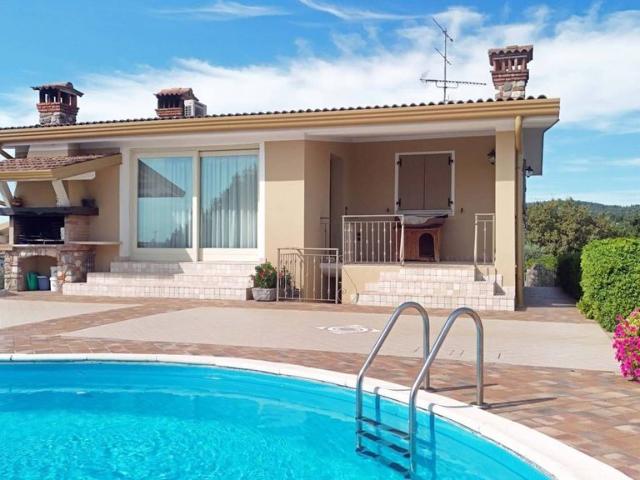 Prestigiosa villa in vendita Via Castellana, Soiano, Lombardia