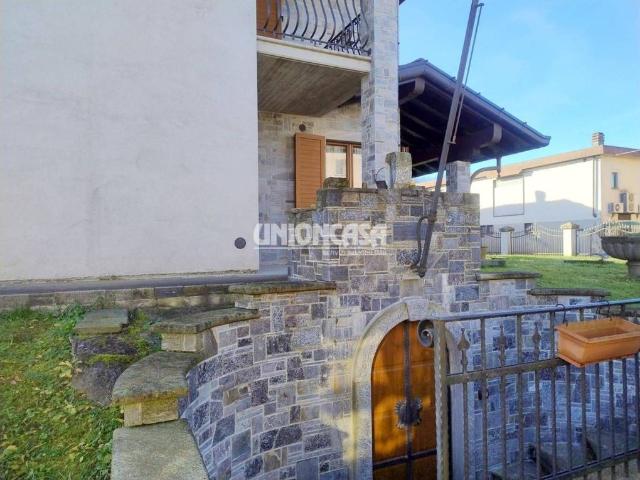 Prestigiosa villa in vendita Via Cesare Battisti, Solbiate, Como, Lombardia