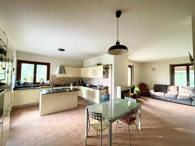 Prestigiosa villa di 350 mq in vendita Via Civera, 6, Pino Torinese, Piemonte