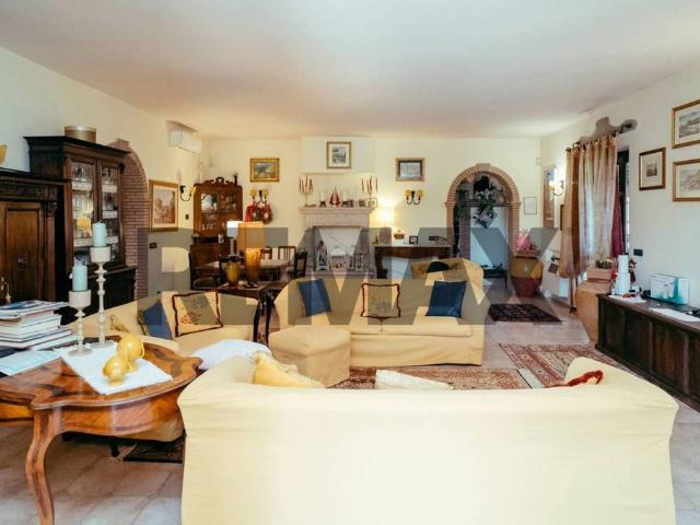 Prestigiosa villa in vendita Via dei Fienili, 29, Velletri, Lazio