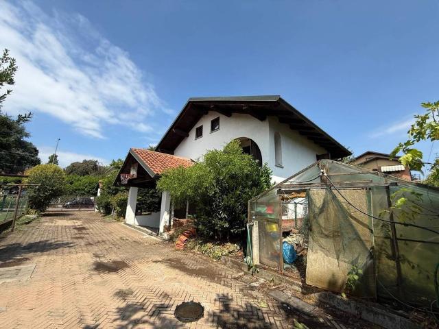 Prestigiosa villa in vendita Via dei Passeri, 1, Caselle Torinese, Piemonte