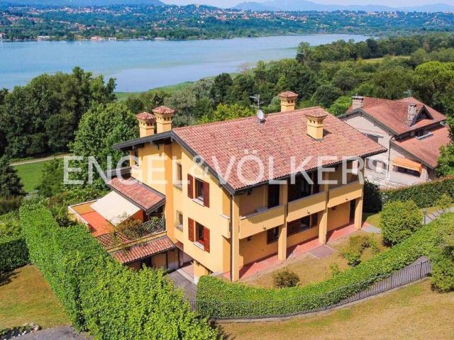 Prestigiosa villa in vendita Via del Ronco, 1, Galliate Lombardo, Lombardia