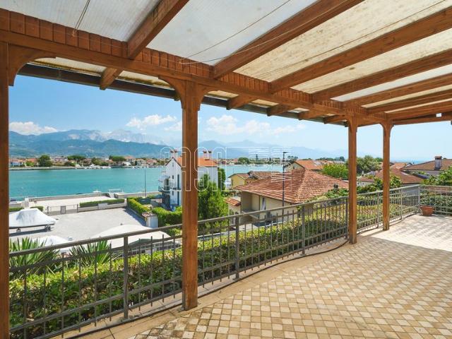 Villa di 175 mq in vendita Via dell'angelo 33, Ameglia, La Spezia, Liguria
