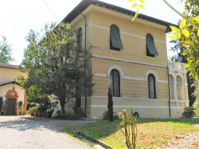 Prestigiosa villa in vendita Via delle Gavine, Lucca, Toscana