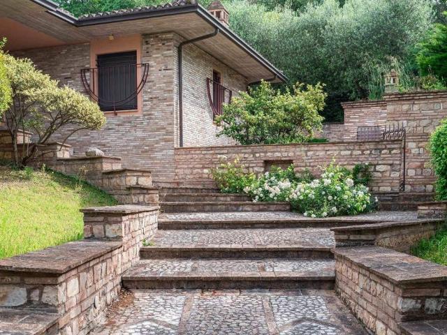 Prestigiosa villa in vendita Via Delle Regioni, 2/A, Spello, Umbria