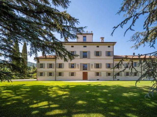 Prestigiosa villa in vendita Via Edmondo De Amicis, 14, Quattro Castella, Reggio Emilia, Emilia Romagna