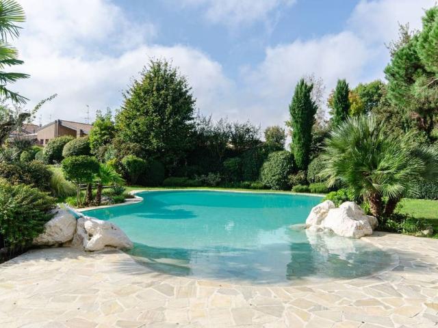 Prestigiosa villa in vendita Via Giovanni Verga, Borgarello, Pavia, Lombardia