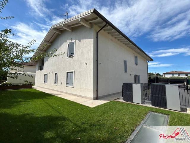 Villa di 392 mq in vendita Via Guido Rossa, 6, Sant'Ambrogio di Valpolicella, Veneto