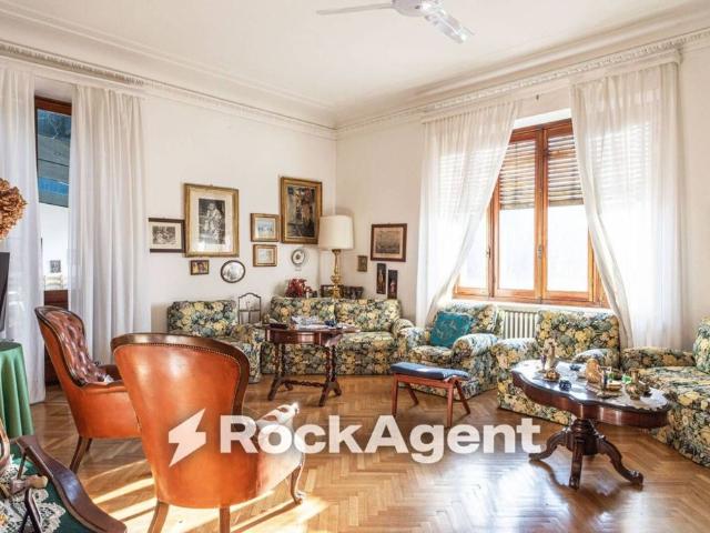 Prestigiosa villa in vendita Via IV Novembre, 5, Varzi, Lombardia