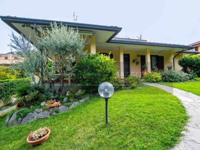 Prestigiosa villa in vendita Via Luciano Manara, 24, Besana in Brianza, Lombardia