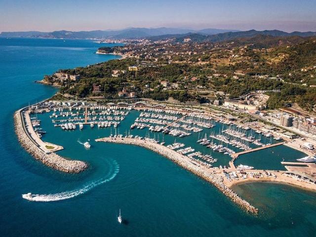 Prestigiosa villa in vendita Via Pampaliano, 6, Varazze, Savona, Liguria