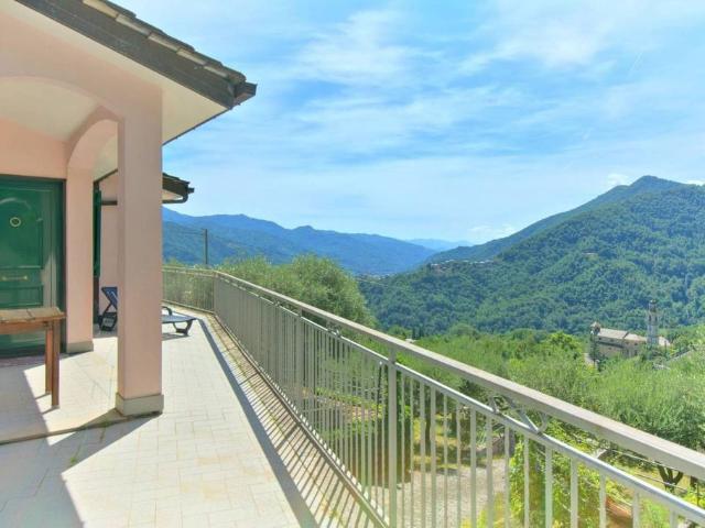 Prestigiosa villa in vendita Via Piazze, 27, Tribogna, Genova, Liguria